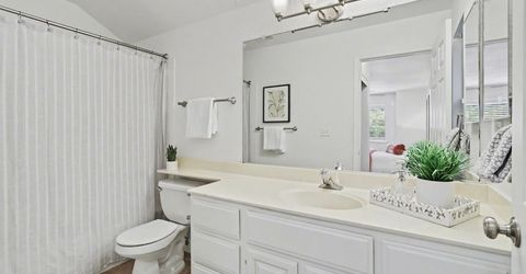 2084 University Park Dr, Sacramento, CA 95825 Photo