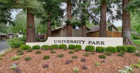2084 University Park Dr, Sacramento, CA 95825 Photo