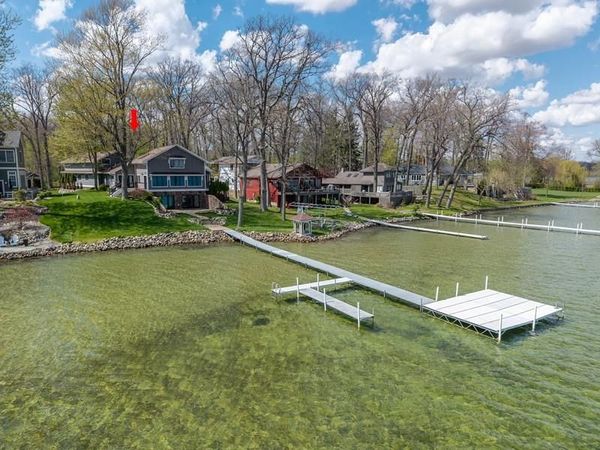 222 W Clear Lake Drive, Fremont, IN 46737