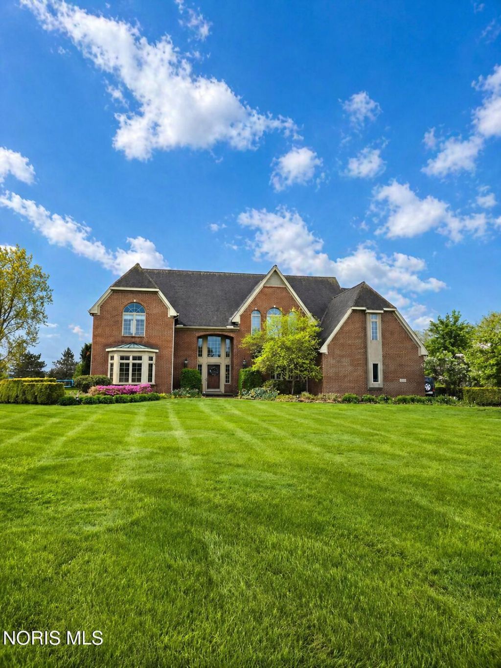 9211 Shadow Brook Drive , Sylvania, OH 43560 Main Photo