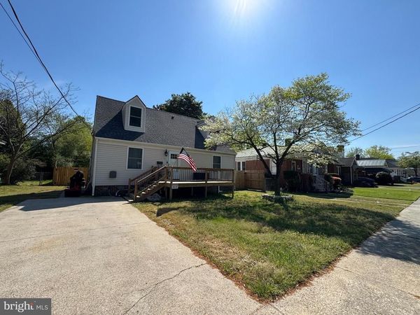 903 HAMILTON AVENUE, COLONIAL HEIGHTS, VA 23834