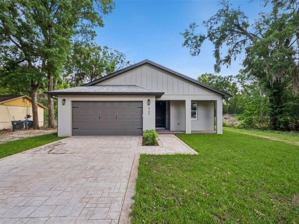 420 E 10TH STREET , APOPKA, FL 32703