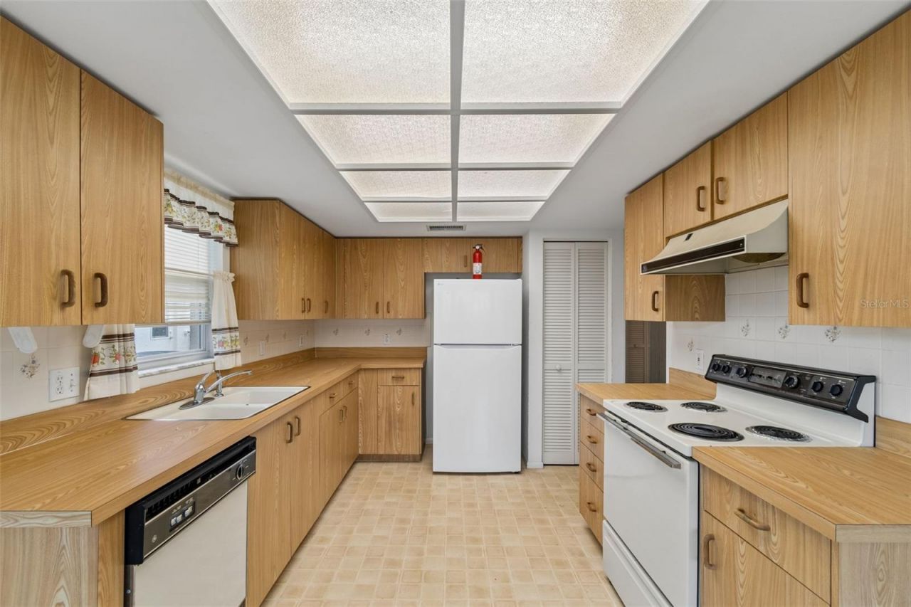 4643 Sandpointe Drive , New Port Richey, FL 34655 Photo