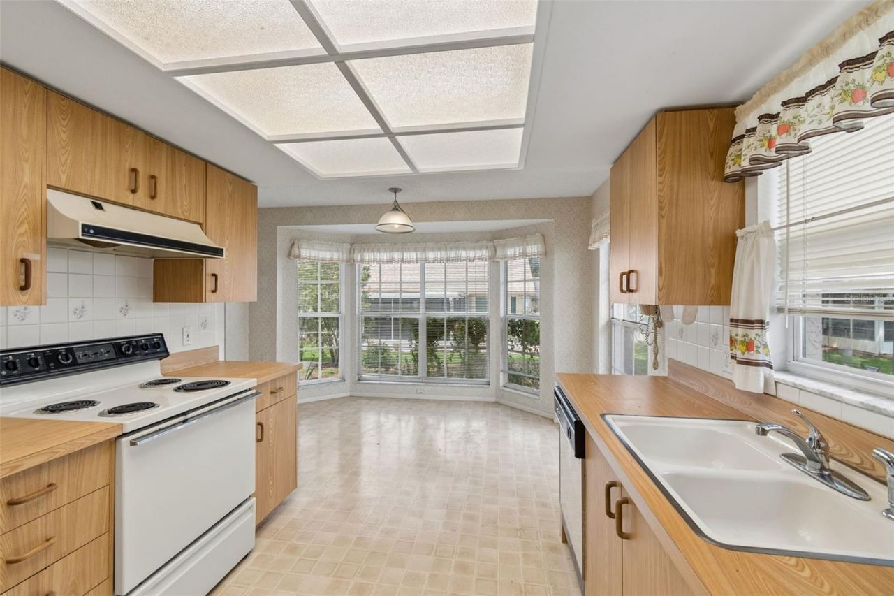 4643 Sandpointe Drive , New Port Richey, FL 34655 Photo