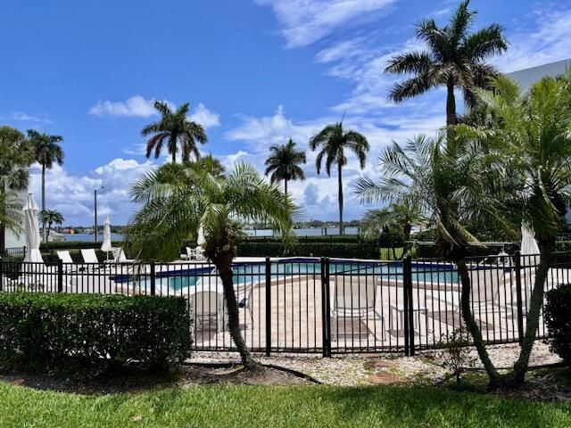 3701 S Flagler Drive, Unit A101, West Palm Beach, FL 33405 Photo