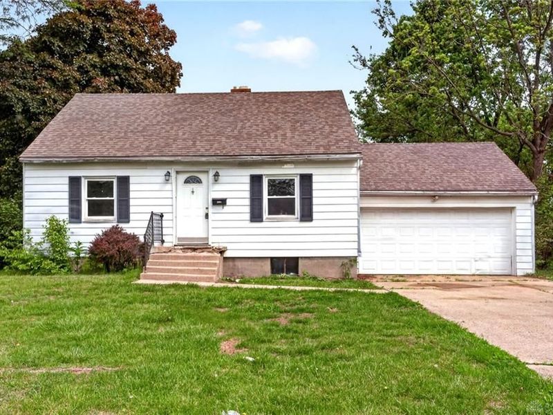 2005 Edgeworth Avenue, Harrison Township, OH 45414 Photo 2