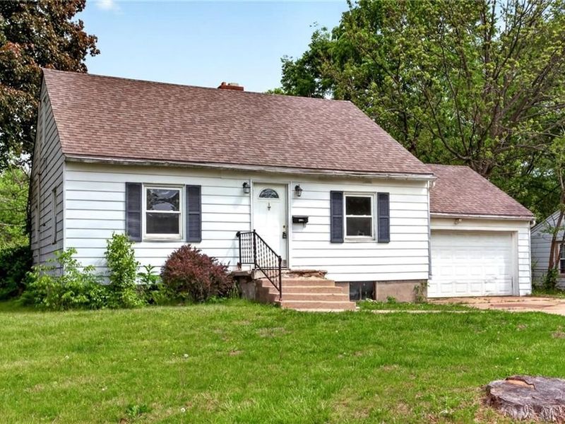 2005 Edgeworth Avenue, Harrison Township, OH 45414 Photo 3