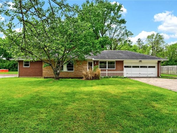9860 Wolf Creek Pike, Dayton, OH 45426