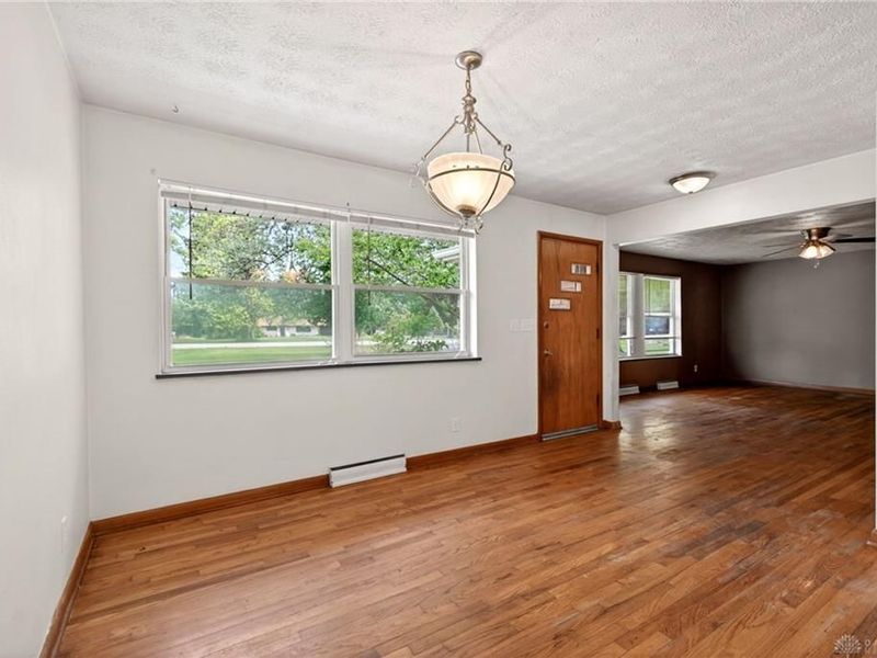 9860 Wolf Creek Pike, Dayton, OH 45426 Photo 23