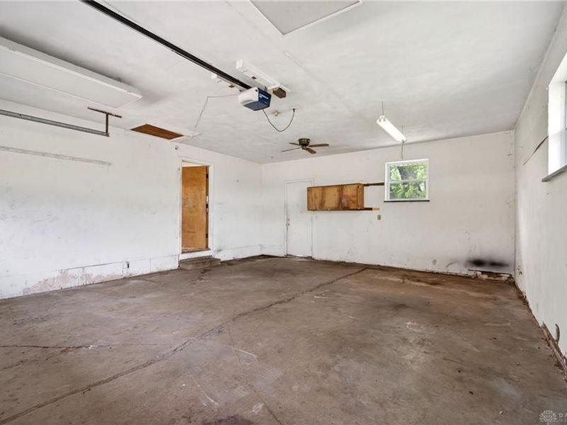 9860 Wolf Creek Pike, Dayton, OH 45426 Photo 30