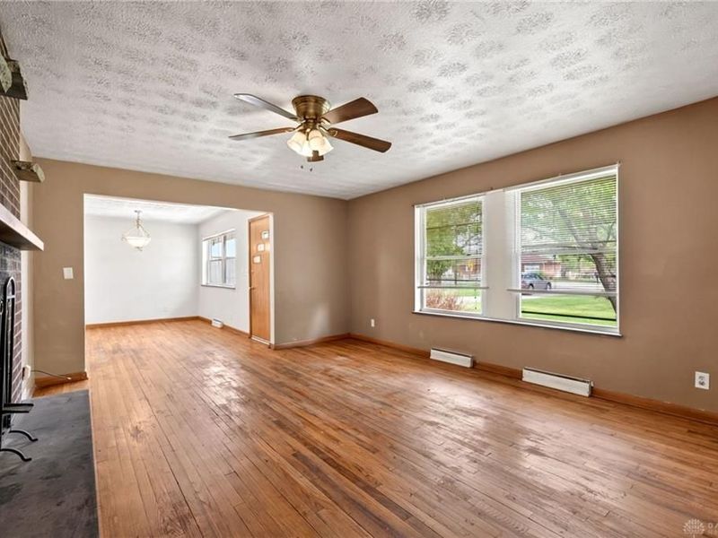 9860 Wolf Creek Pike, Dayton, OH 45426 Photo 9