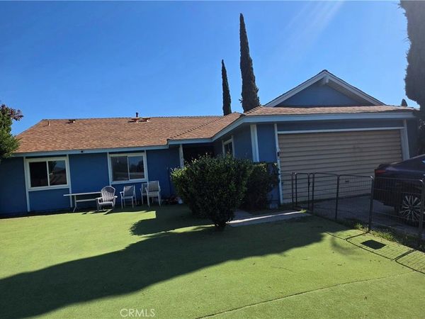 12500 Carl Street, Pacoima, CA 91331