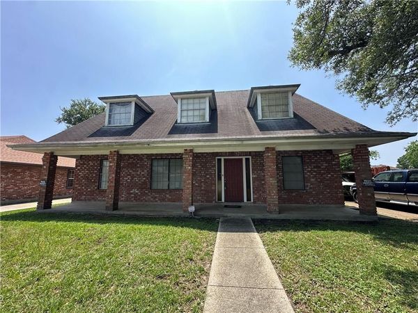 7020 MANCHESTER Street , New Orleans, LA 70126