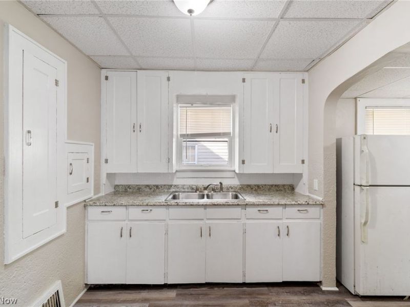 626 E Wilbeth Road, Akron, OH 44306 Photo 9