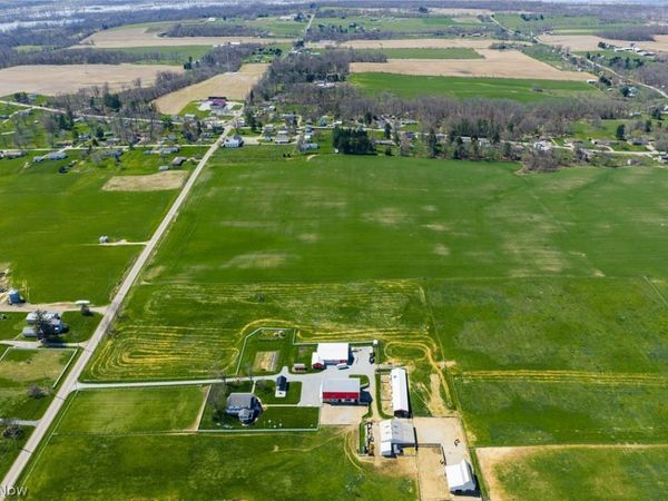 Moreland Rd , Wooster, OH 44691