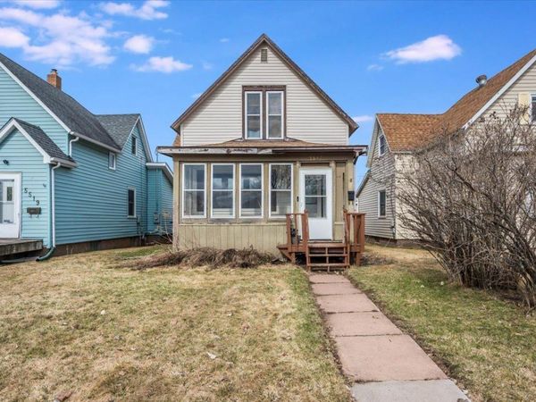 5517 Oakes Avenue, Superior, WI 54880