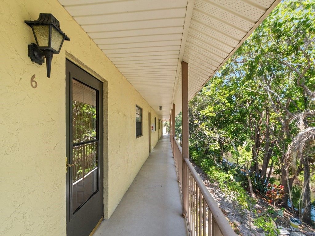 400 18th Street, Unit O-6, Vero Beach, FL 32960 Photo