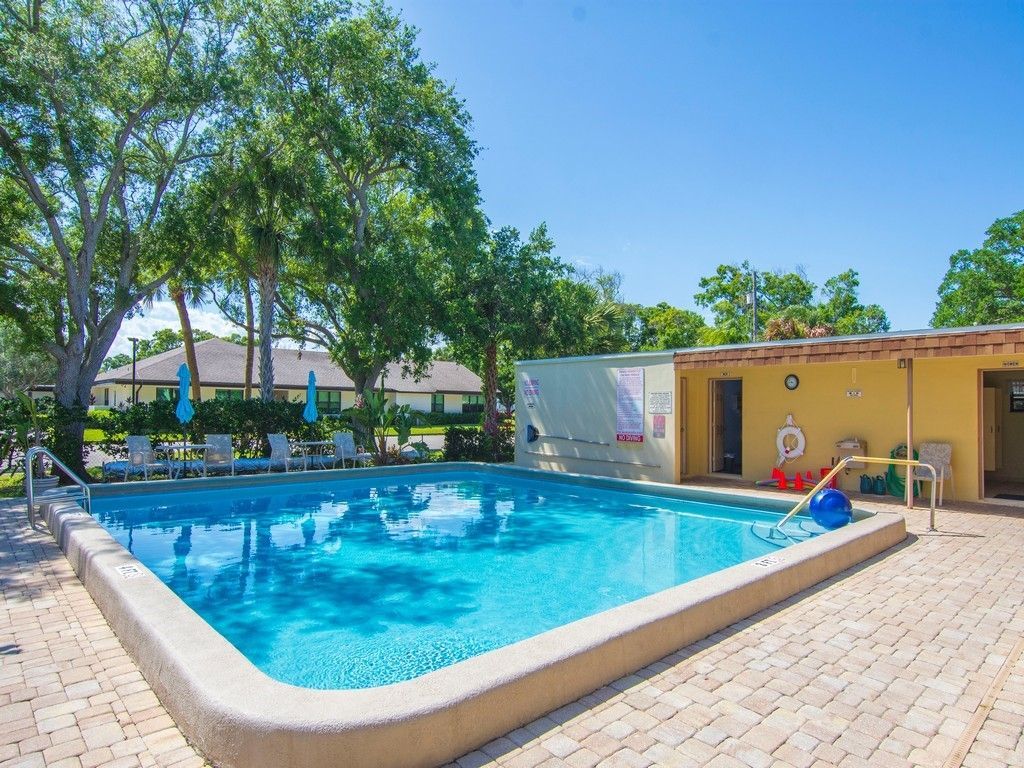 400 18th Street, Unit O-6, Vero Beach, FL 32960 Photo