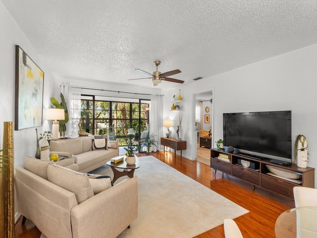 400 18th Street, Unit O-6, Vero Beach, FL 32960 Photo