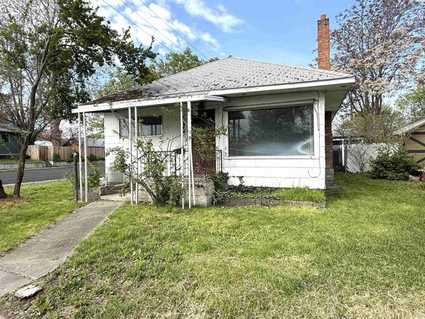 746 9th Street, Clarkston, WA 99403