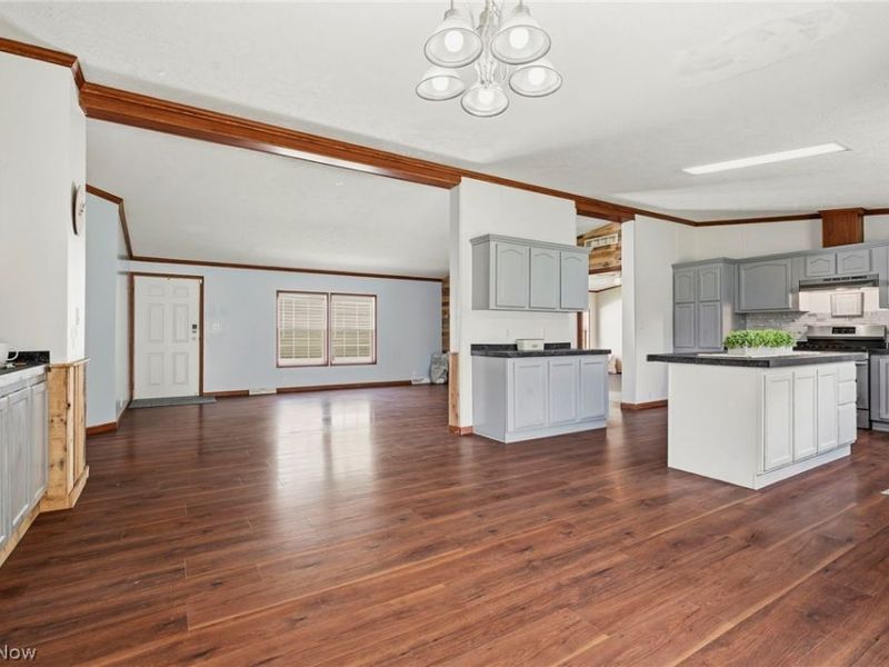 11327 4th Street NE, Magnolia, OH 44643 Photo 14