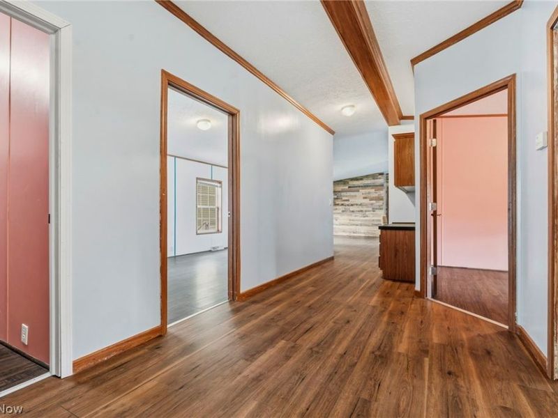 11327 4th Street NE, Magnolia, OH 44643 Photo 19