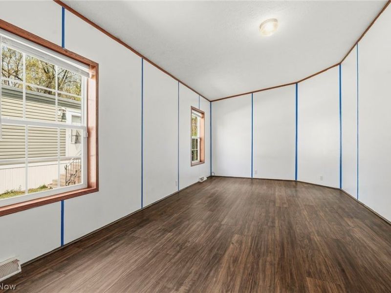 11327 4th Street NE, Magnolia, OH 44643 Photo 22