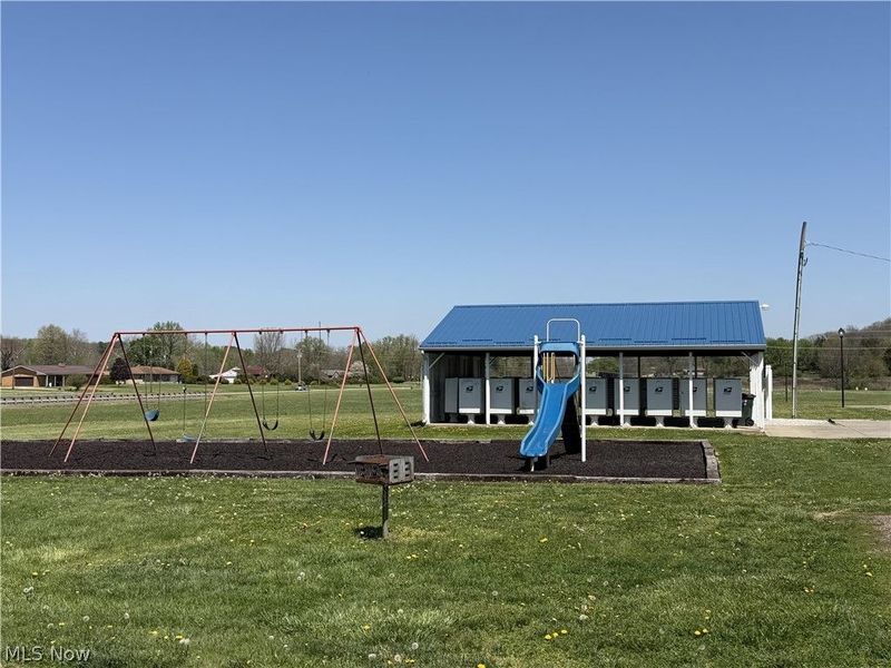 11327 4th Street NE, Magnolia, OH 44643 Photo 38