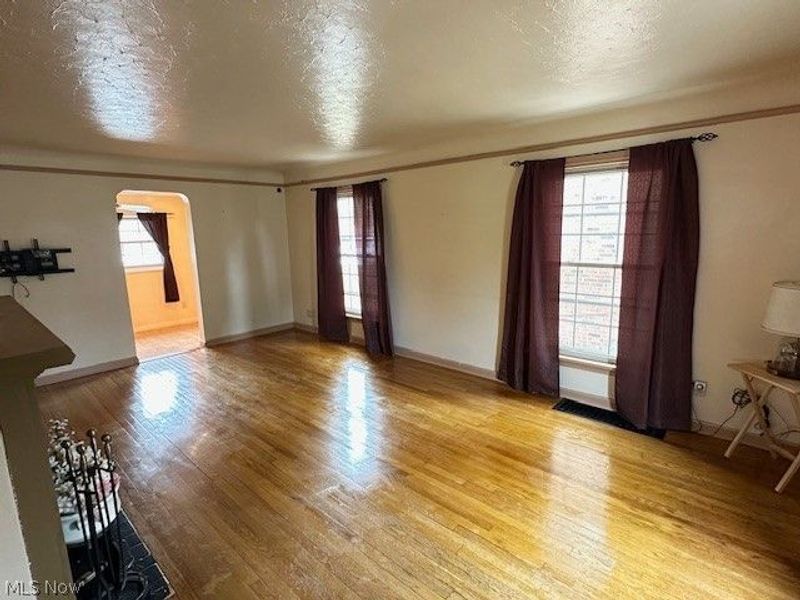 16613 Laverne Avenue, Cleveland, OH 44135 Photo 7