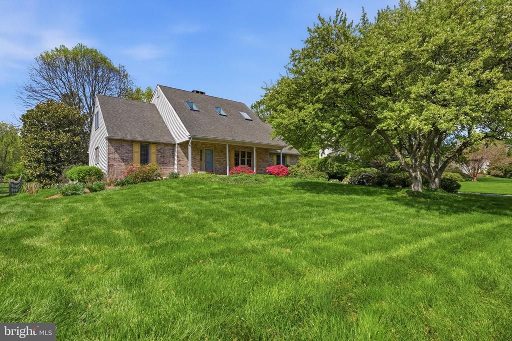 538 Penn Manor Drive, Newark, DE 19711 Main Photo