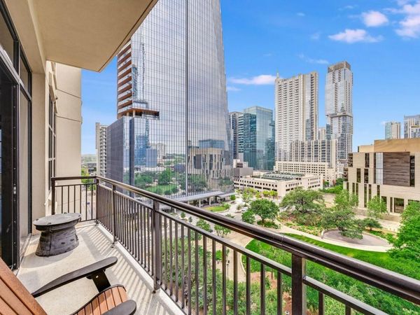 311 W 5th ST, Unit 1002, Austin, TX 78701