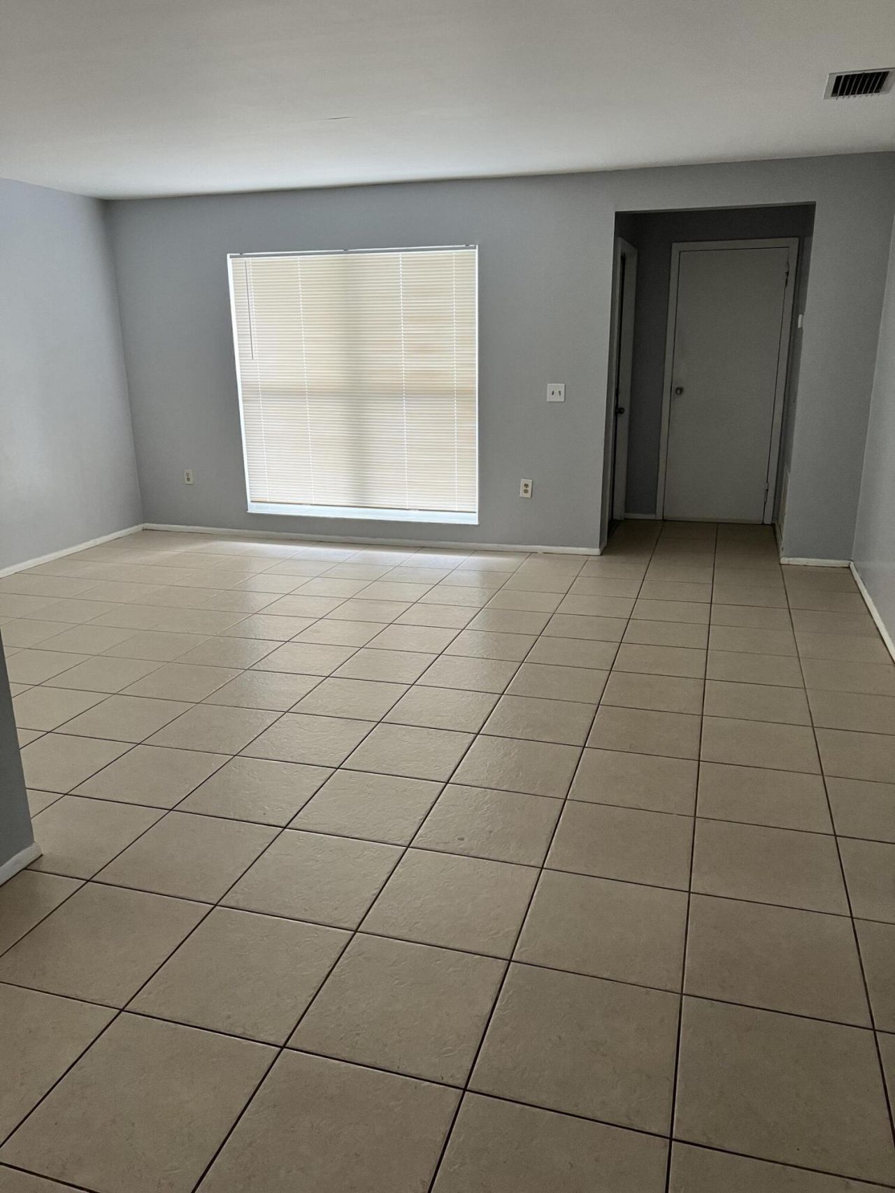11421 NW 39th Place, Sunrise, FL 33323 Photo