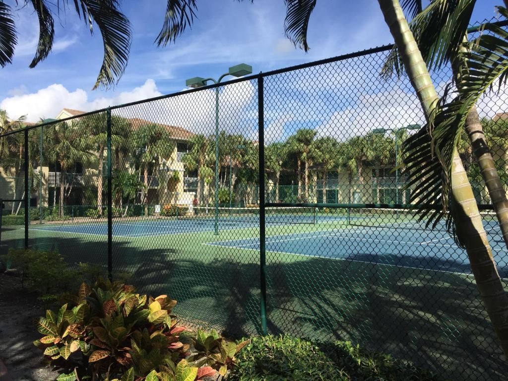 6202 Glenmoor Drive, Unit 6202, West Palm Beach, FL 33409 Photo