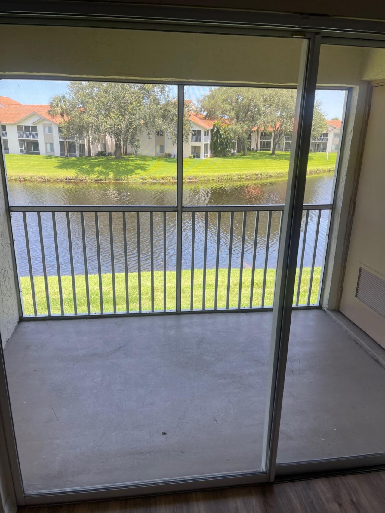 6202 Glenmoor Drive, Unit 6202, West Palm Beach, FL 33409 Photo