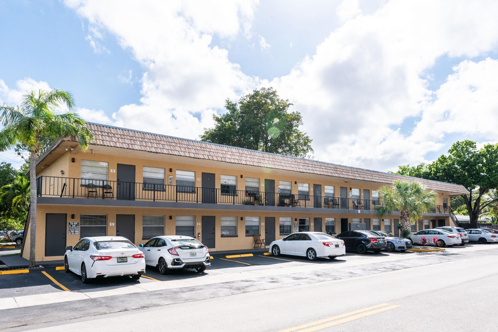 1150 NE 17th Court, Unit 15, Fort Lauderdale, FL 33305 Photo