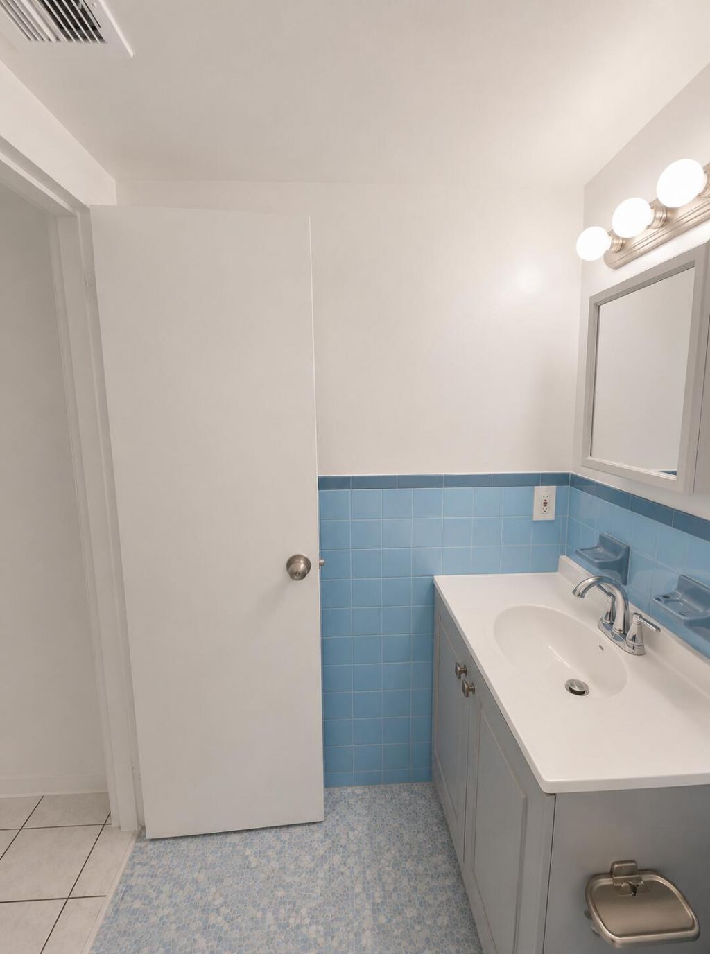 1150 NE 17th Court, Unit 15, Fort Lauderdale, FL 33305 Photo