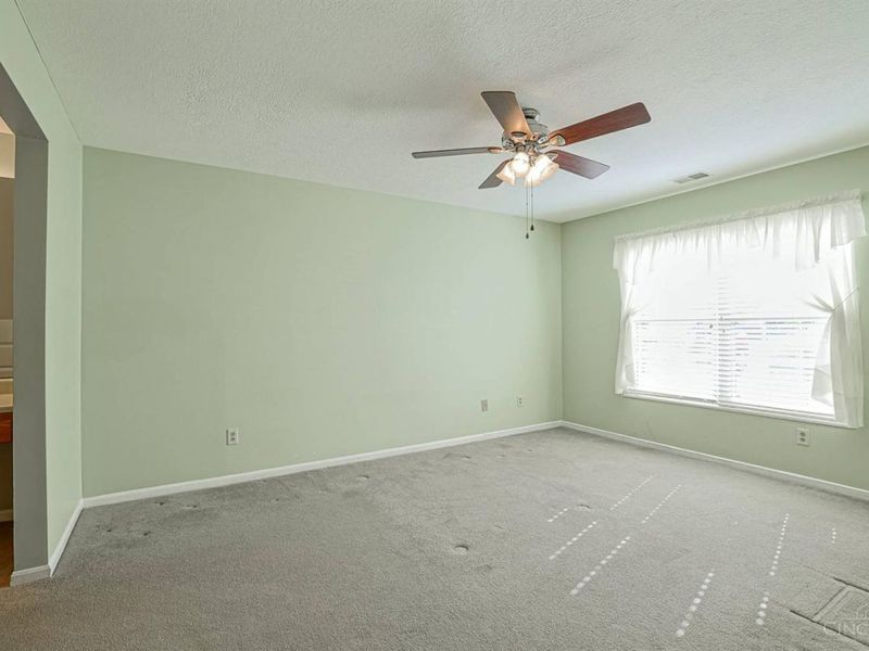 8790 Carrousel Park Circle, Colerain Township, OH 45251 Photo 15