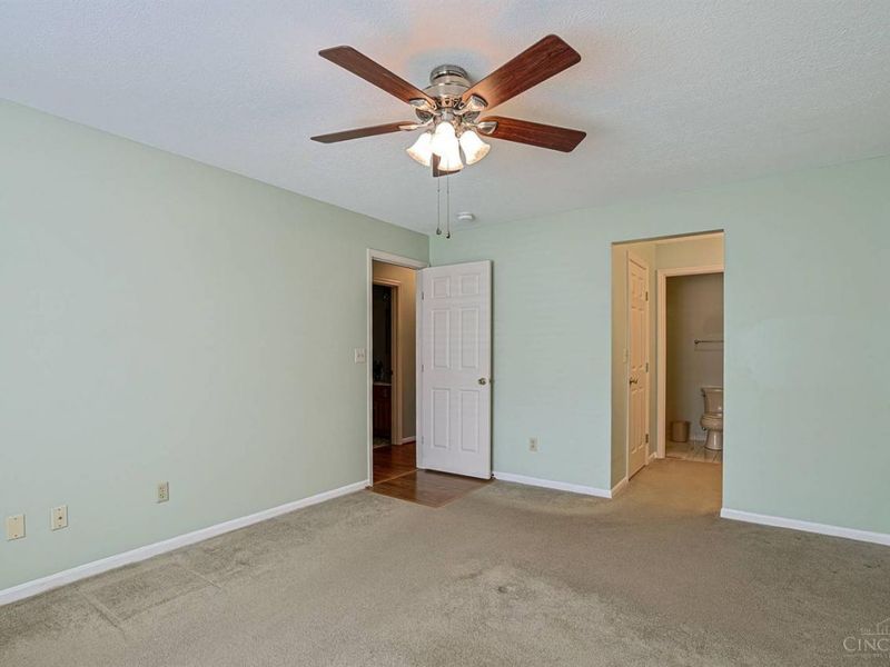 8790 Carrousel Park Circle, Colerain Township, OH 45251 Photo 17