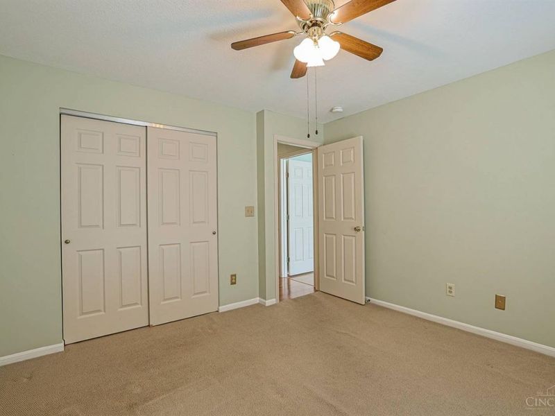 8790 Carrousel Park Circle, Colerain Township, OH 45251 Photo 22