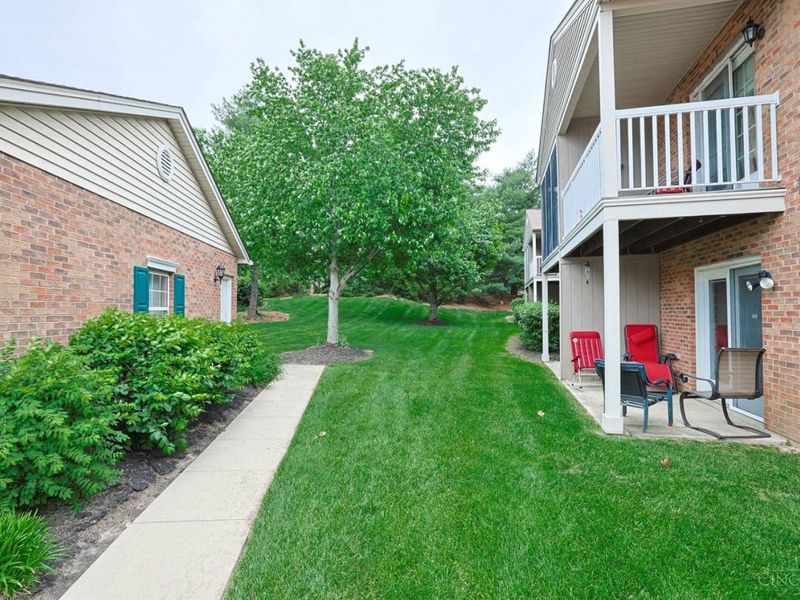 8790 Carrousel Park Circle, Colerain Township, OH 45251 Photo 27