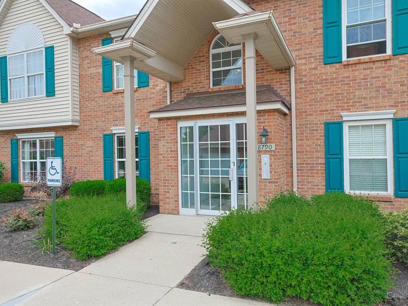 8790 Carrousel Park Circle, Colerain Township, OH 45251 Photo 3