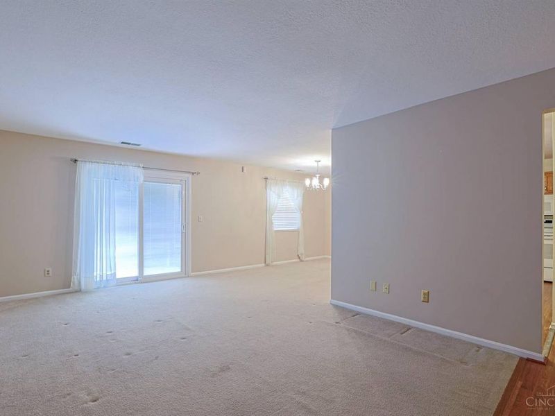 8790 Carrousel Park Circle, Colerain Township, OH 45251 Photo 4