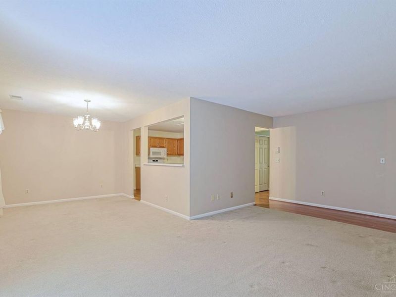 8790 Carrousel Park Circle, Colerain Township, OH 45251 Photo 5