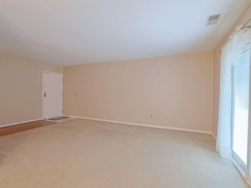 8790 Carrousel Park Circle, Colerain Township, OH 45251 Photo 6