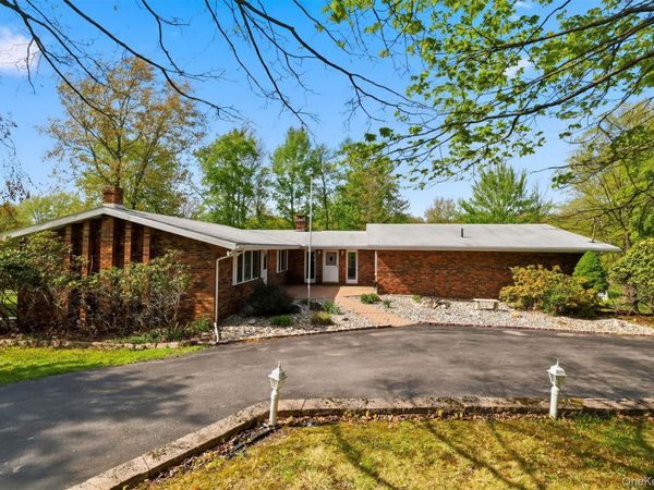 89 W Ridge Road, Warwick, NY 10990
