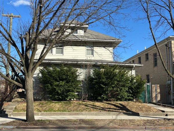 22-03 Parsons Boulevard , Whitestone, NY 11357