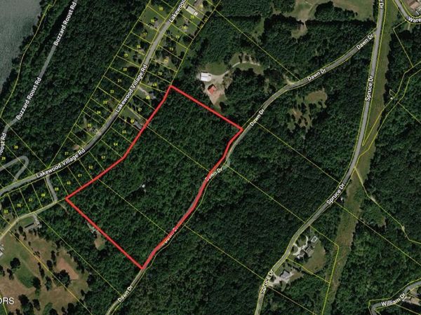 665 Lakewood Village Rd, Spring City, TN 37381