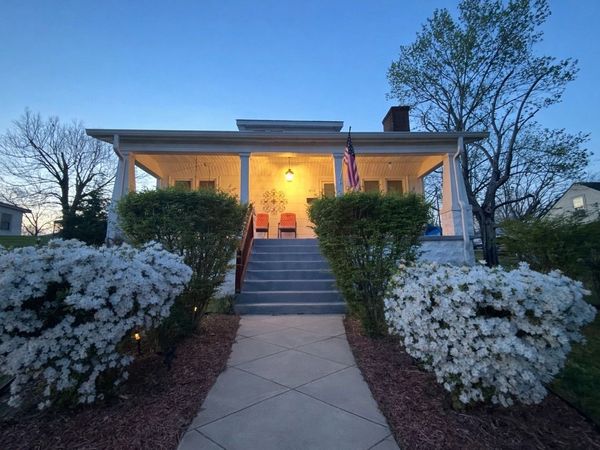 412 High St , Dickson, TN 37055