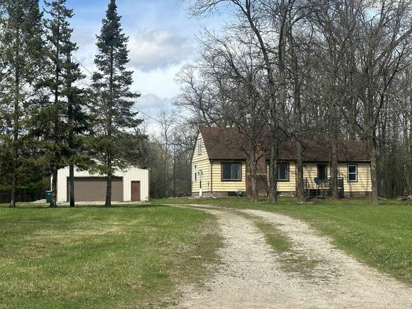 2026 W 2ND STREET, Appleton, WI 54914