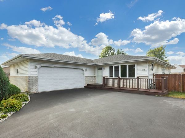 1013 Stonegate Road , New Lenox, IL 60451